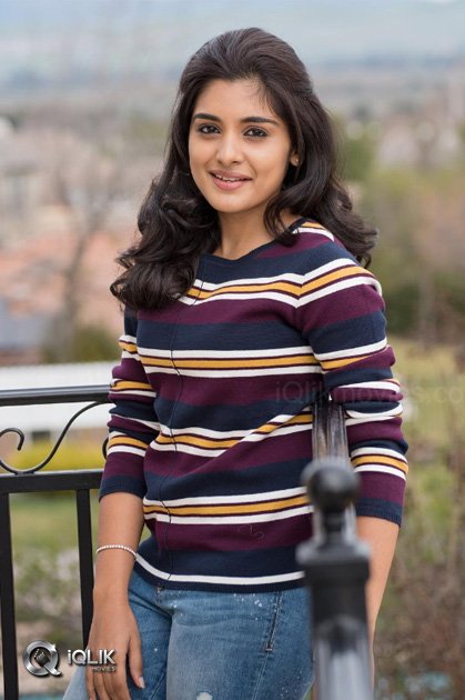Nivetha-Thomas